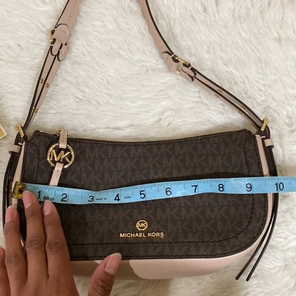 Micheal Kors Camden XS Pouchette - Picture 11 of 13